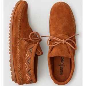 minnetonka mosaic boot